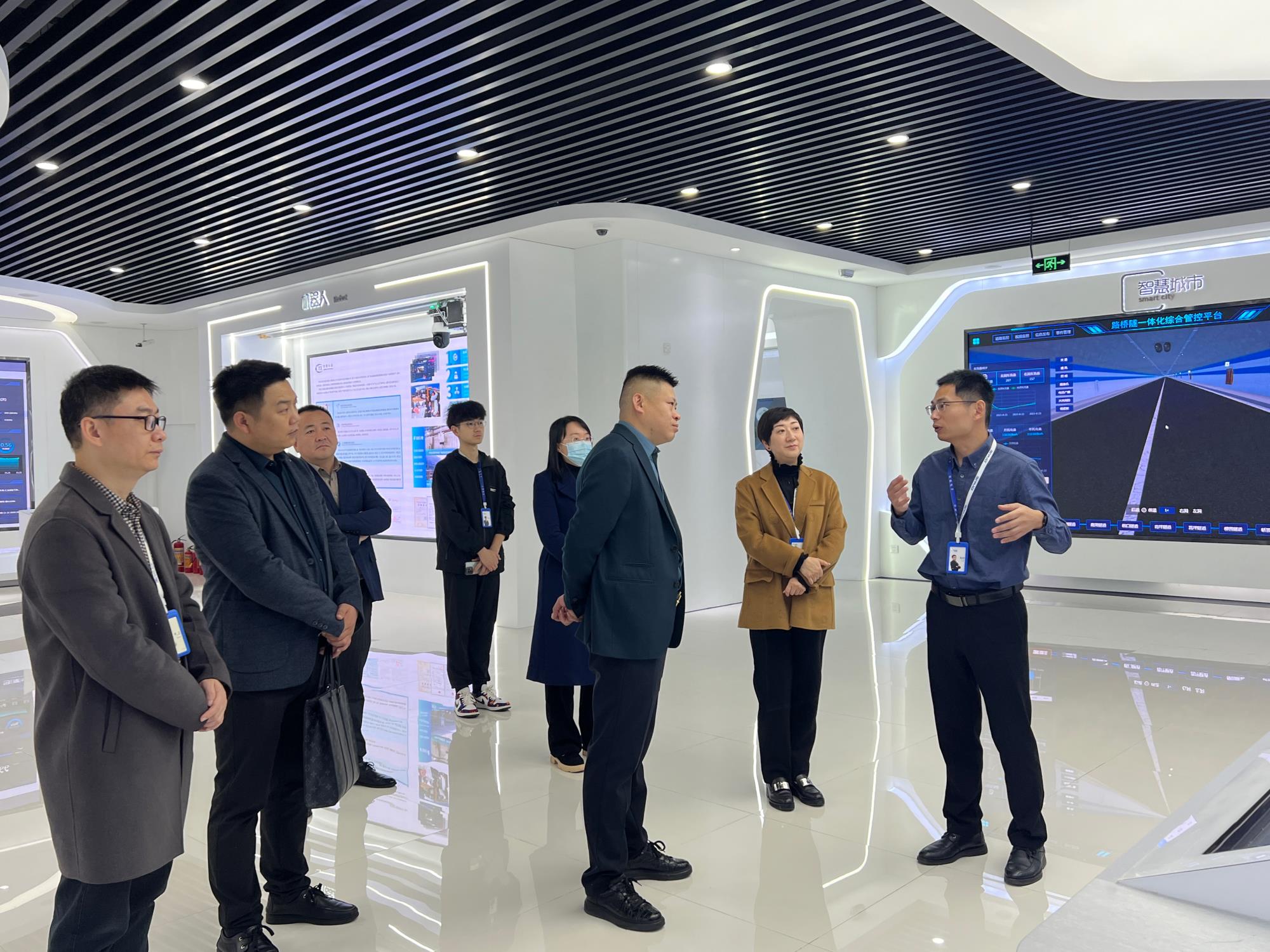 1701912162682354p3A4.jpg 微信图片_20231123145709.jpg