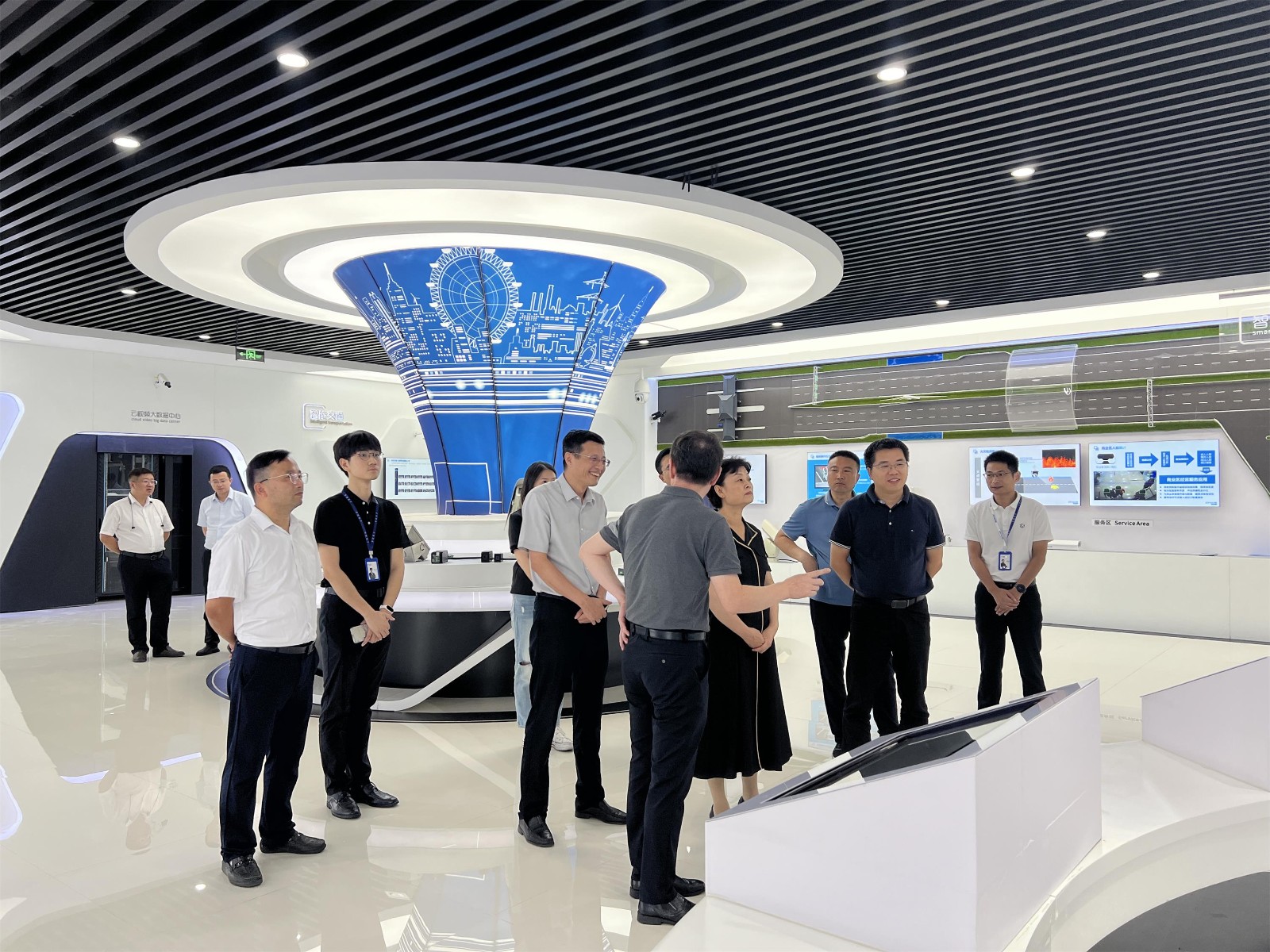 1725414747983104AF08.jpg 微信图片_20240830181703.jpg